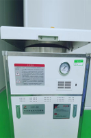 Vertical high-pressure steam sterilizer